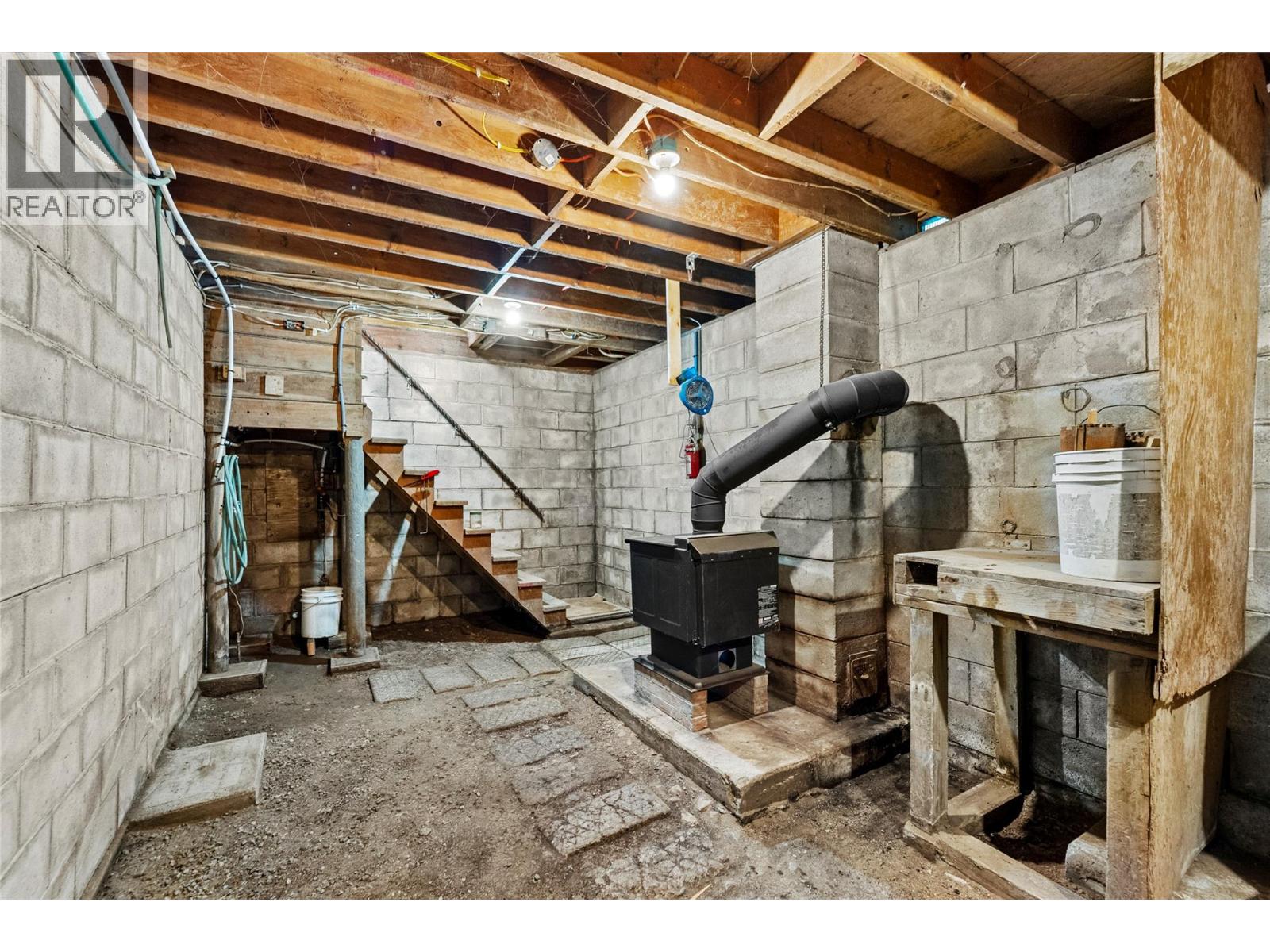 5144 Railway Drive, Merritt, British Columbia  V1K 1B8 - Photo 24 - 10402047