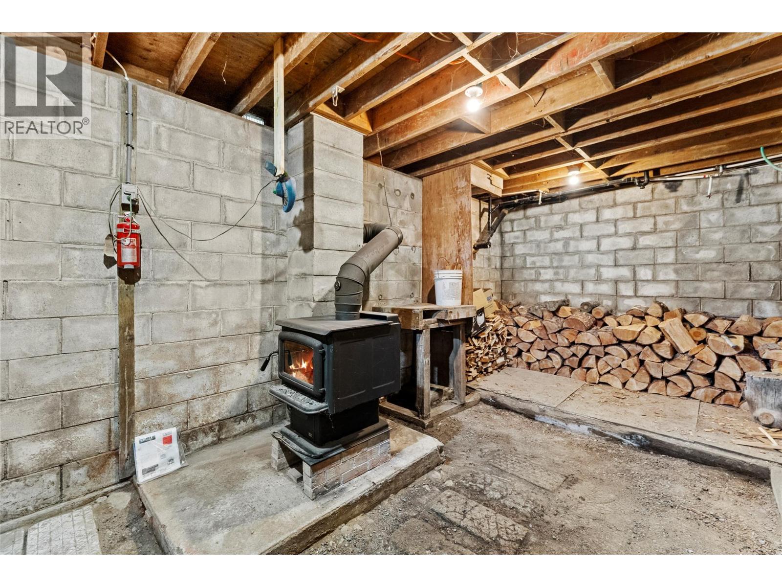5144 Railway Drive, Merritt, British Columbia  V1K 1B8 - Photo 23 - 10402047