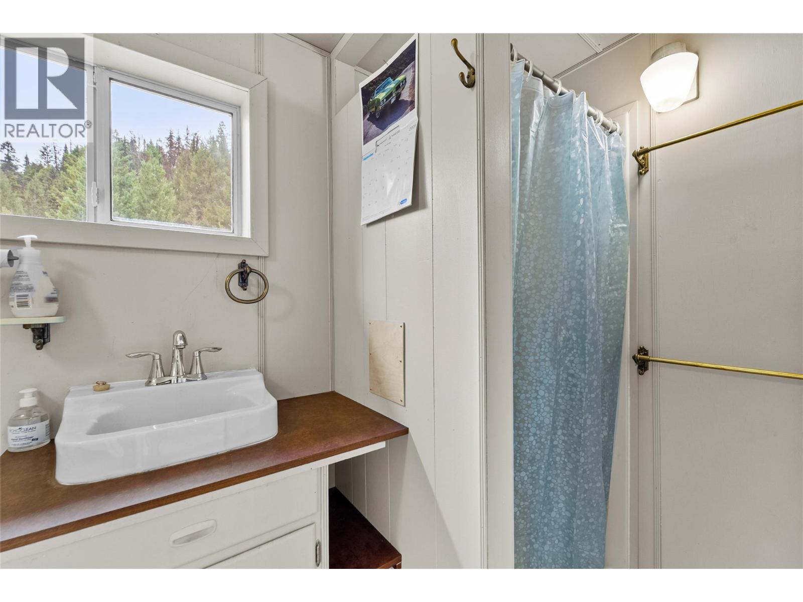 5144 Railway Drive, Merritt, British Columbia  V1K 1B8 - Photo 19 - 10402047