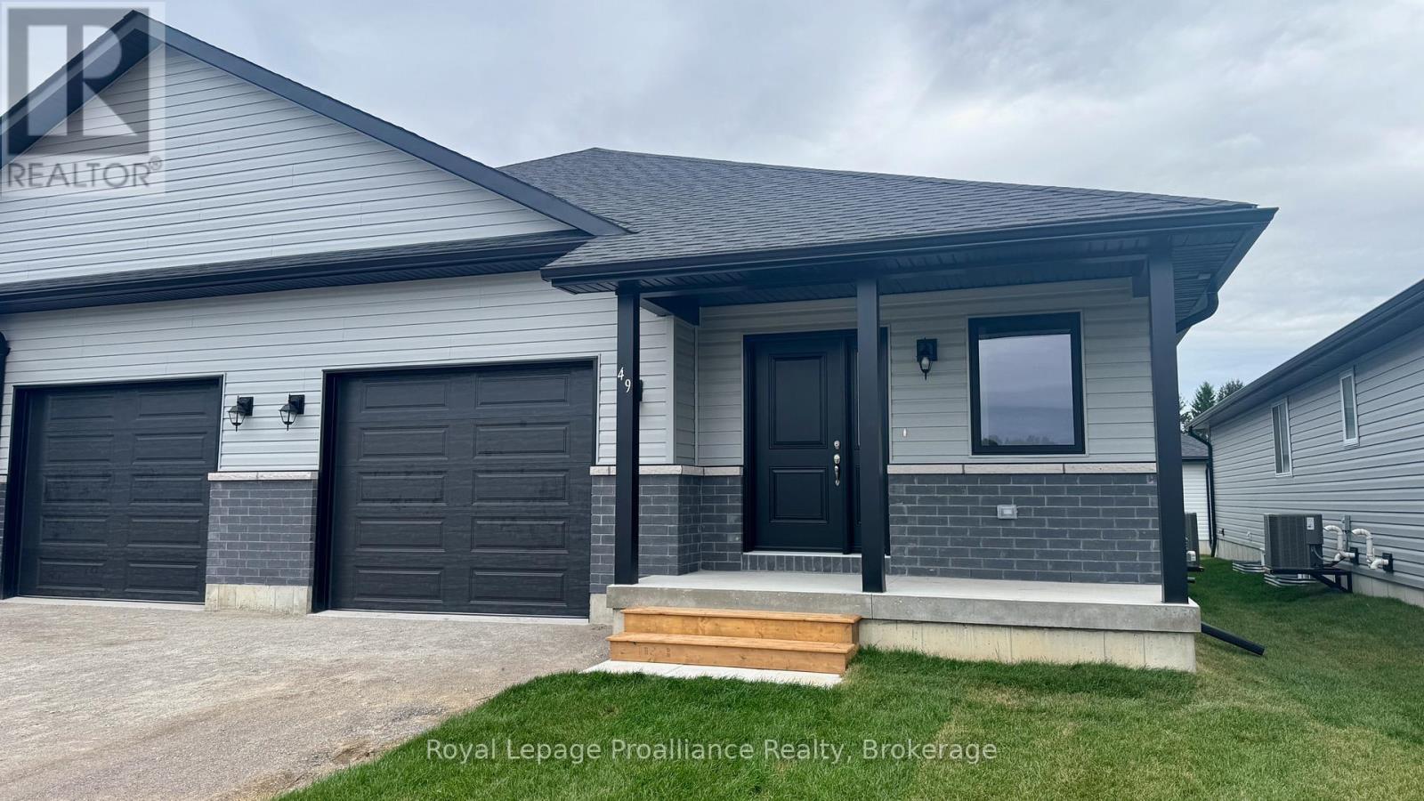 49 Mackenzie John Crescent, Brighton, Ontario  K0K 1H0 - Photo 2 - X13804318