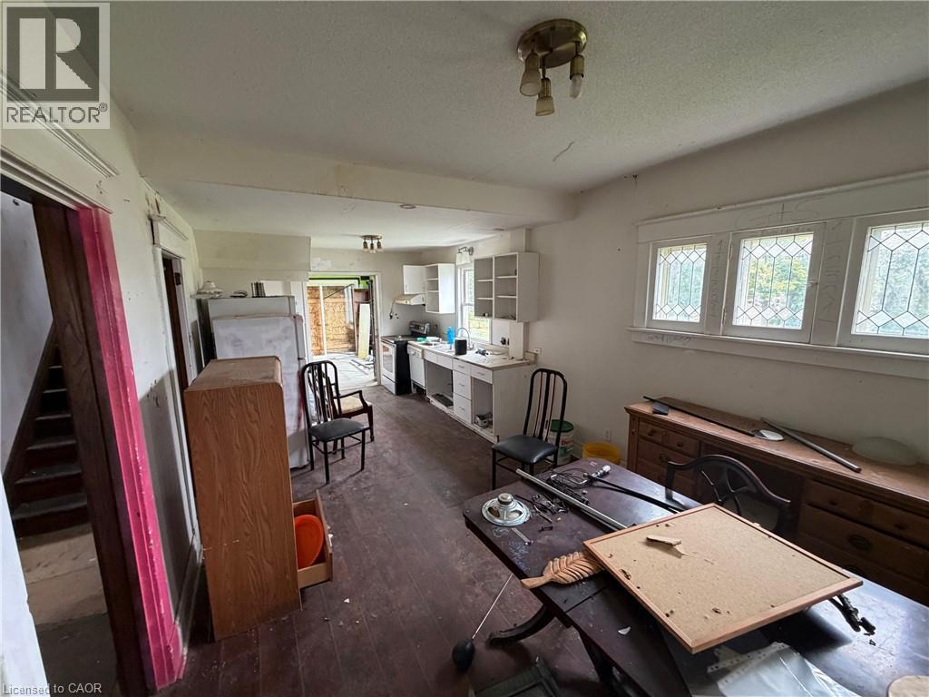 4445 John Street, Niagara Falls, Ontario  L2E 1A4 - Photo 4 - 40867171