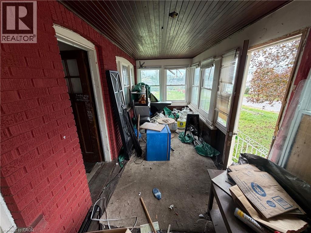 4445 John Street, Niagara Falls, Ontario  L2E 1A4 - Photo 3 - 40867171