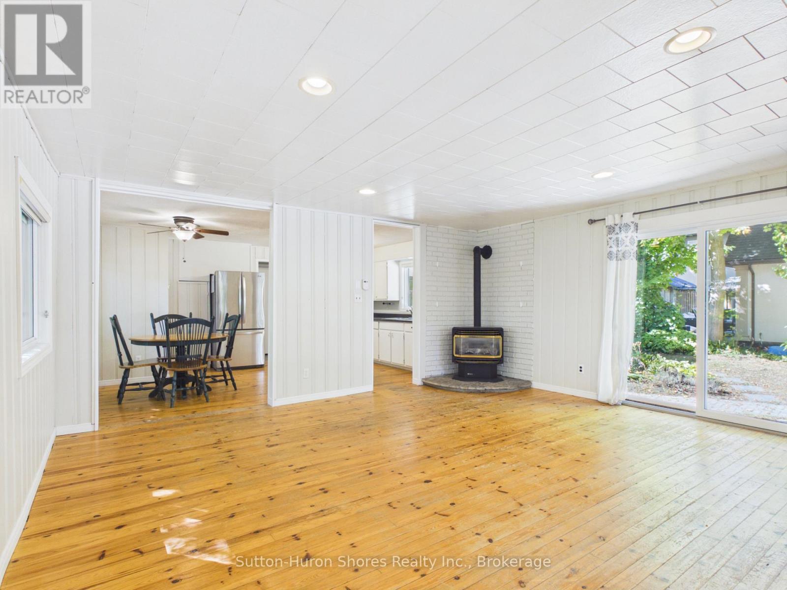418 Elgin Street, Saugeen Shores, Ontario N0H 2C0 - Photo 17 - X13646262