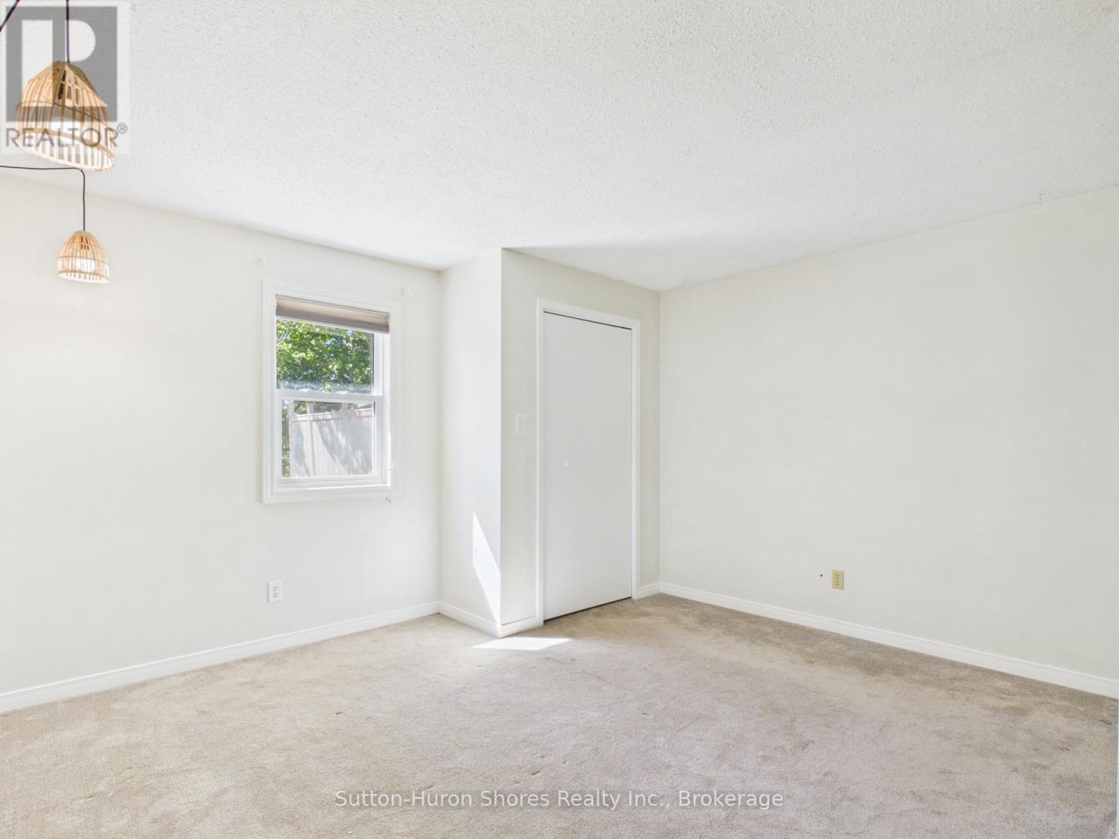418 Elgin Street, Saugeen Shores, Ontario N0H 2C0 - Photo 8 - X13646262