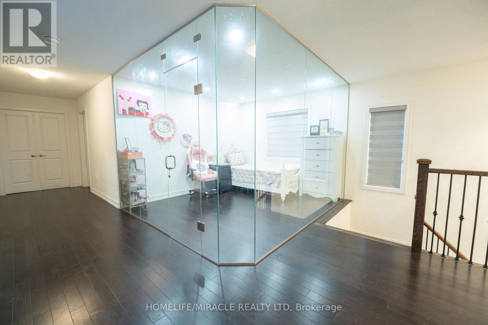 23 Hendricks Crescent, Brampton, Ontario L6Y 4L2 - Photo 18 - W13830932