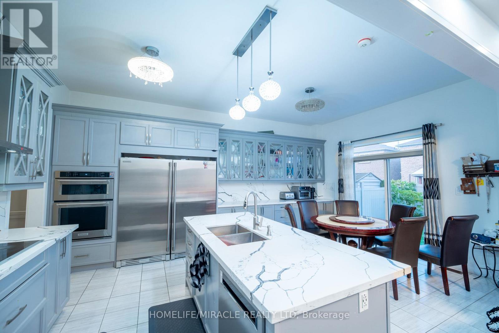 23 Hendricks Crescent, Brampton, Ontario L6Y 4L2 - Photo 10 - W13830932
