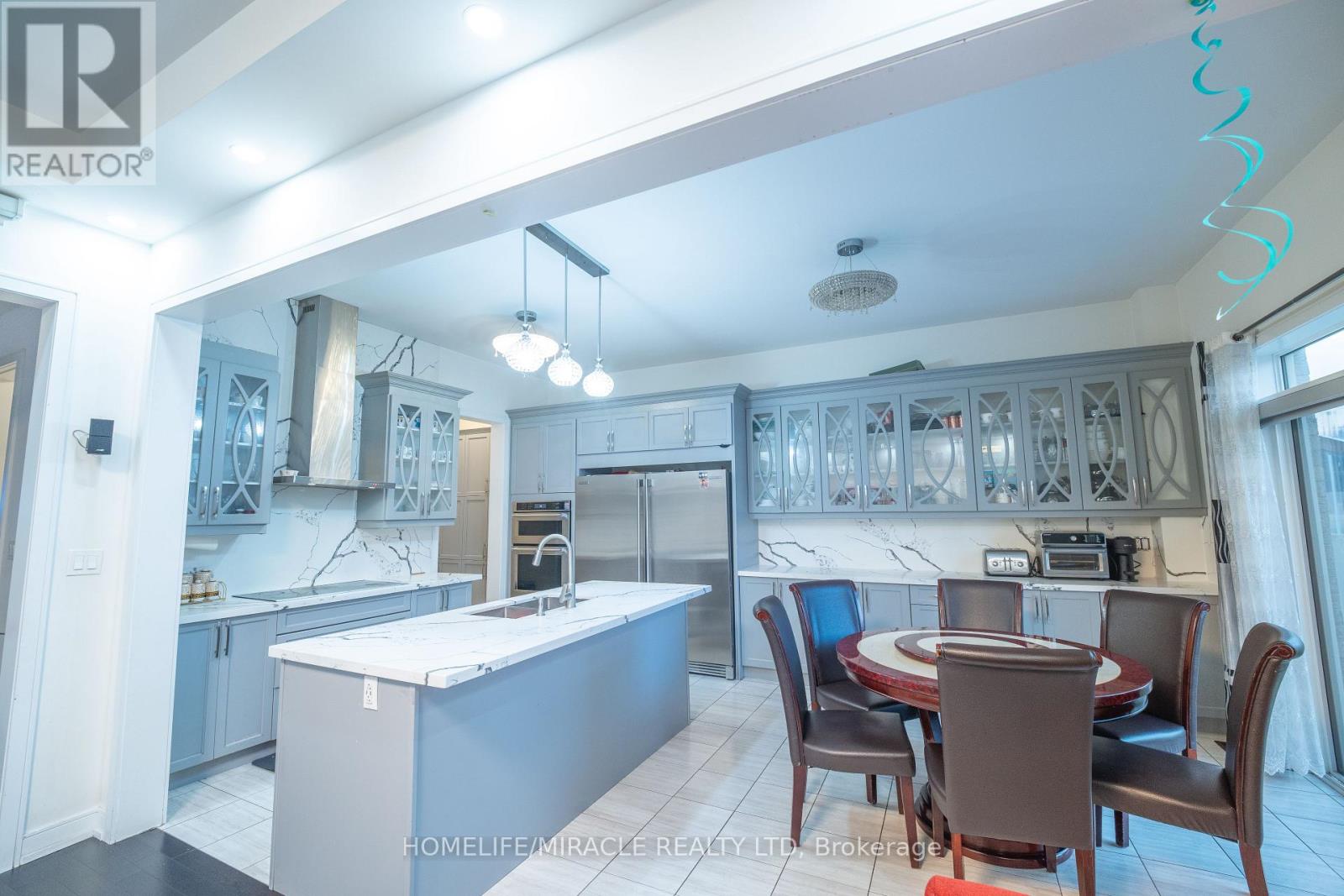 23 Hendricks Crescent, Brampton, Ontario L6Y 4L2 - Photo 12 - W13830932