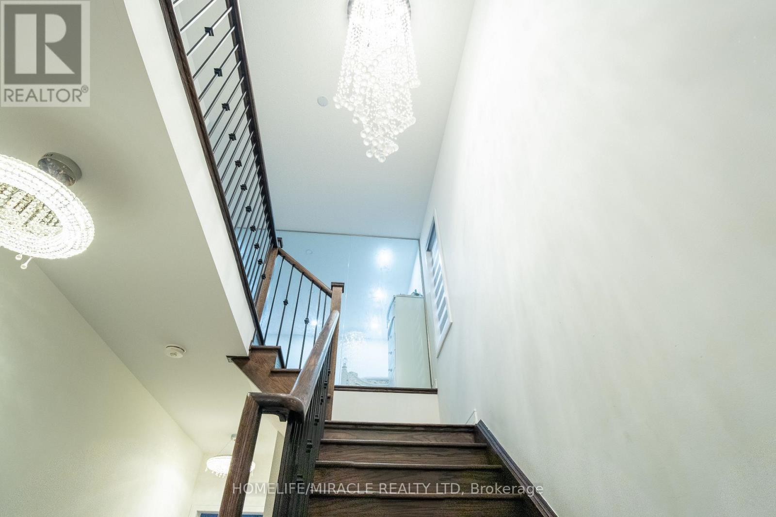 23 Hendricks Crescent, Brampton, Ontario L6Y 4L2 - Photo 15 - W13830932
