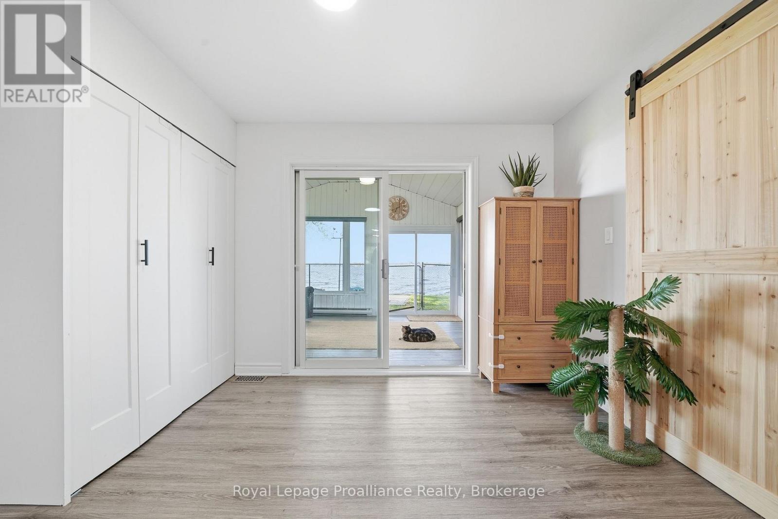 33 Peats Point Lane, Prince Edward County, Ontario  K8N 4Z7 - Photo 13 - X13837040