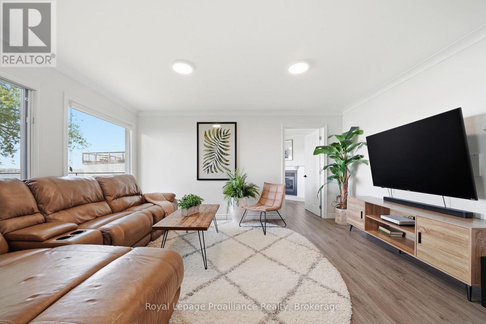 33 Peats Point Lane, Prince Edward County, Ontario  K8N 4Z7 - Photo 14 - X13837040