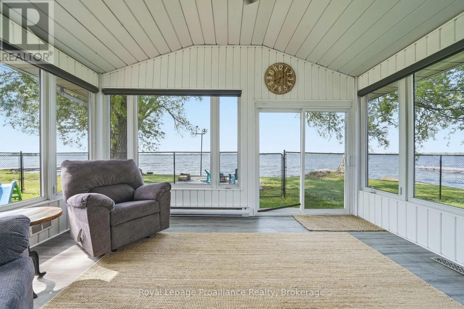 33 Peats Point Lane, Prince Edward County, Ontario  K8N 4Z7 - Photo 18 - X13837040