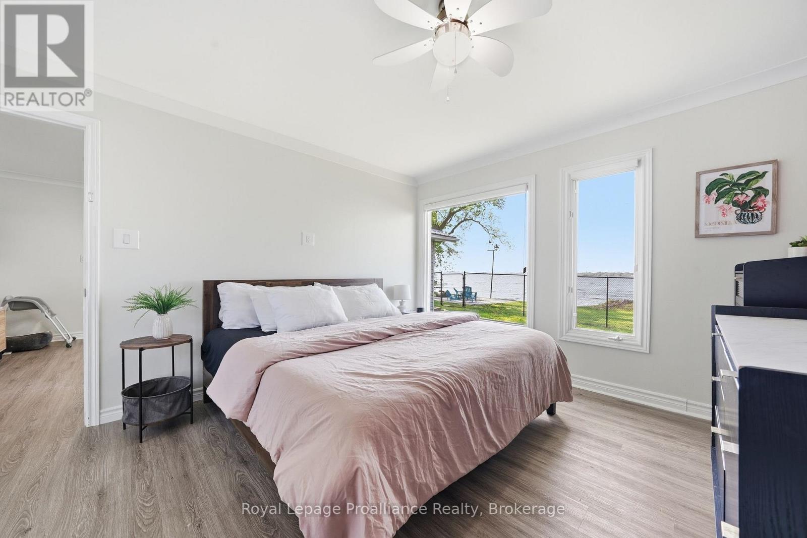 33 Peats Point Lane, Prince Edward County, Ontario  K8N 4Z7 - Photo 21 - X13837040