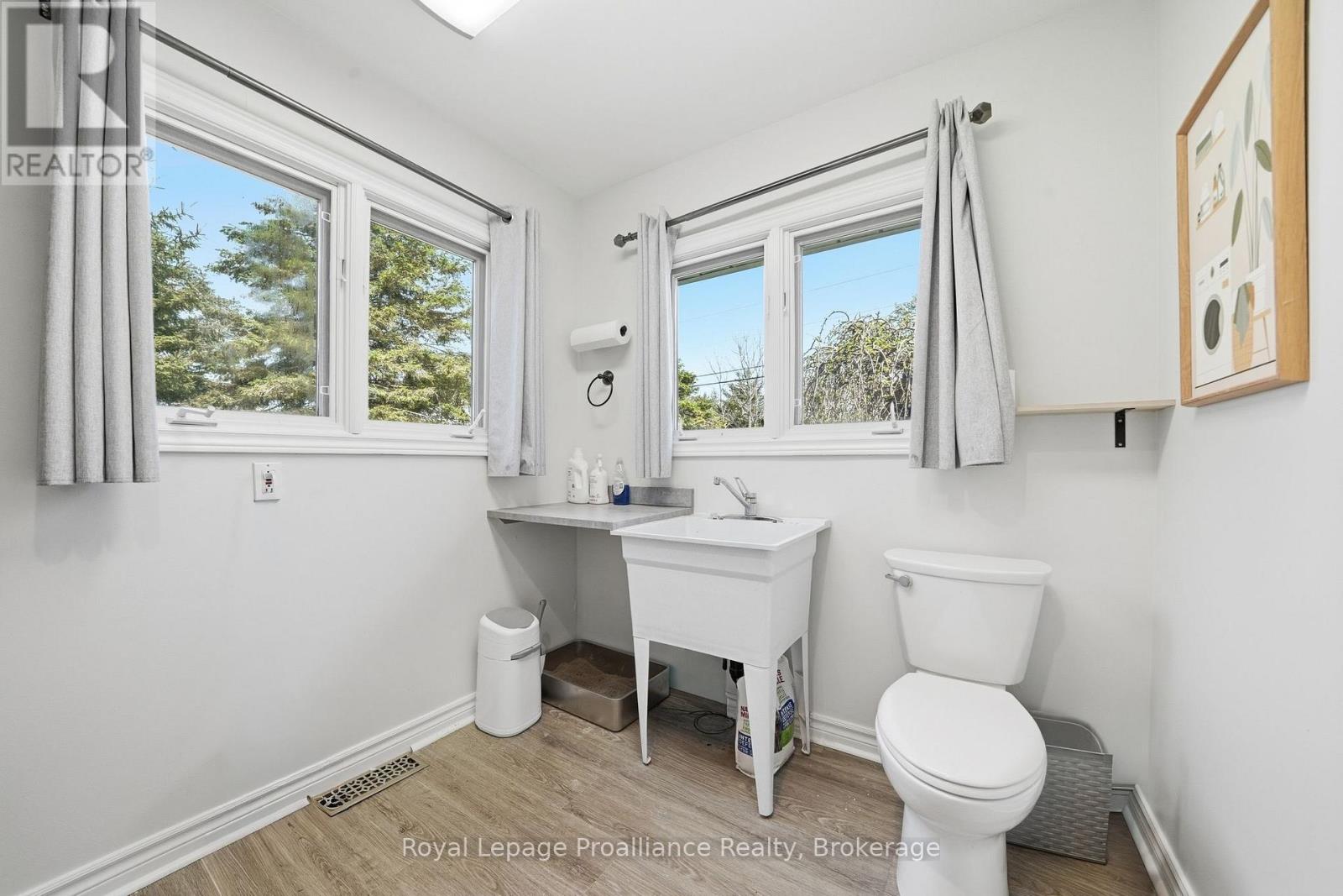 33 Peats Point Lane, Prince Edward County, Ontario  K8N 4Z7 - Photo 25 - X13837040