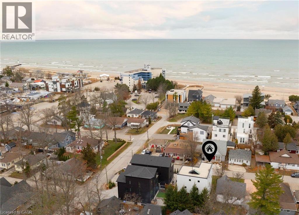 26 Huron Street, Grand Bend, Ontario  N0M 1T0 - Photo 34 - 40791141