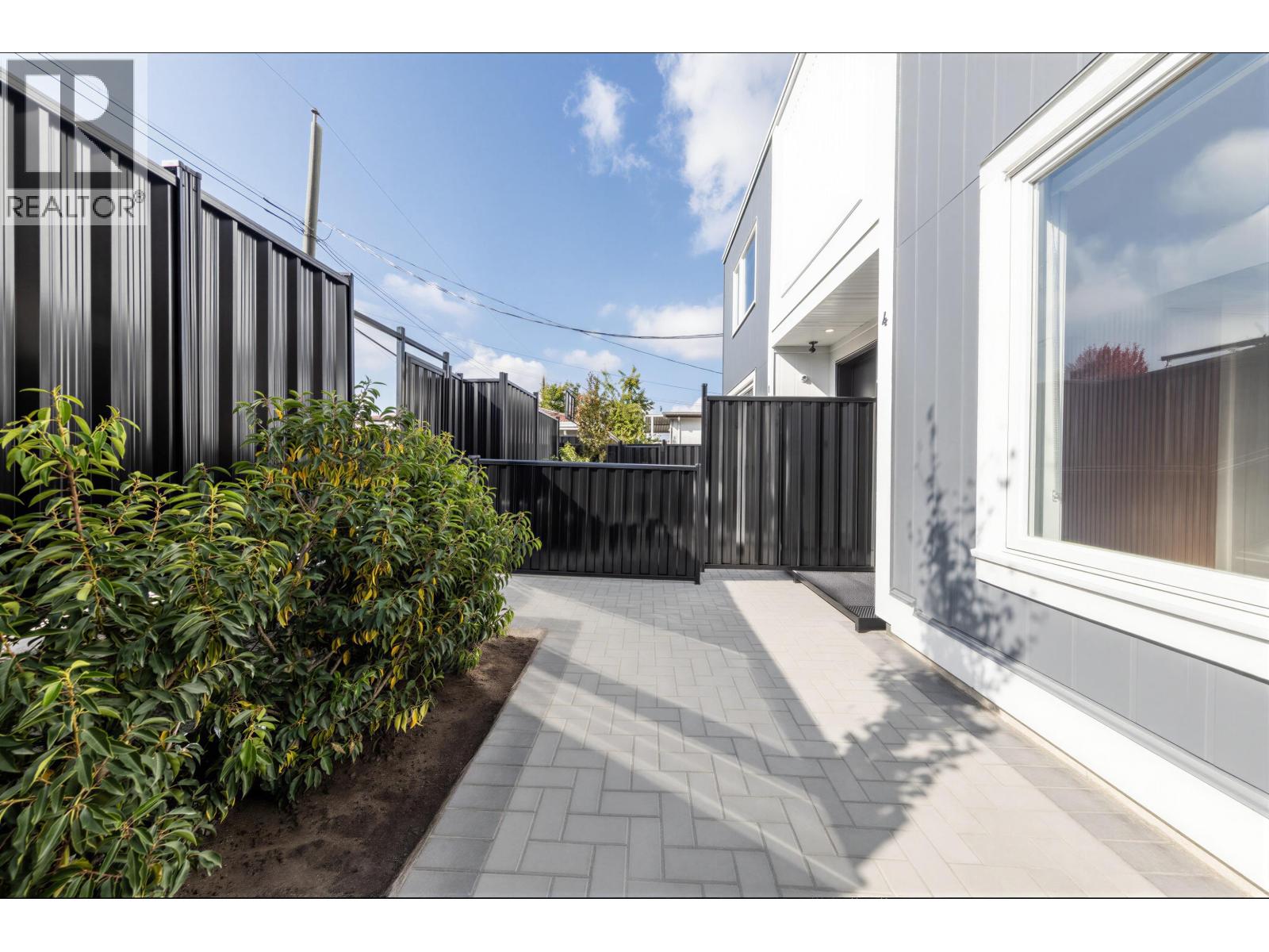 1 3268 E 18 Avenue, Vancouver, British Columbia  V5M 2R7 - Photo 34 - R3170211