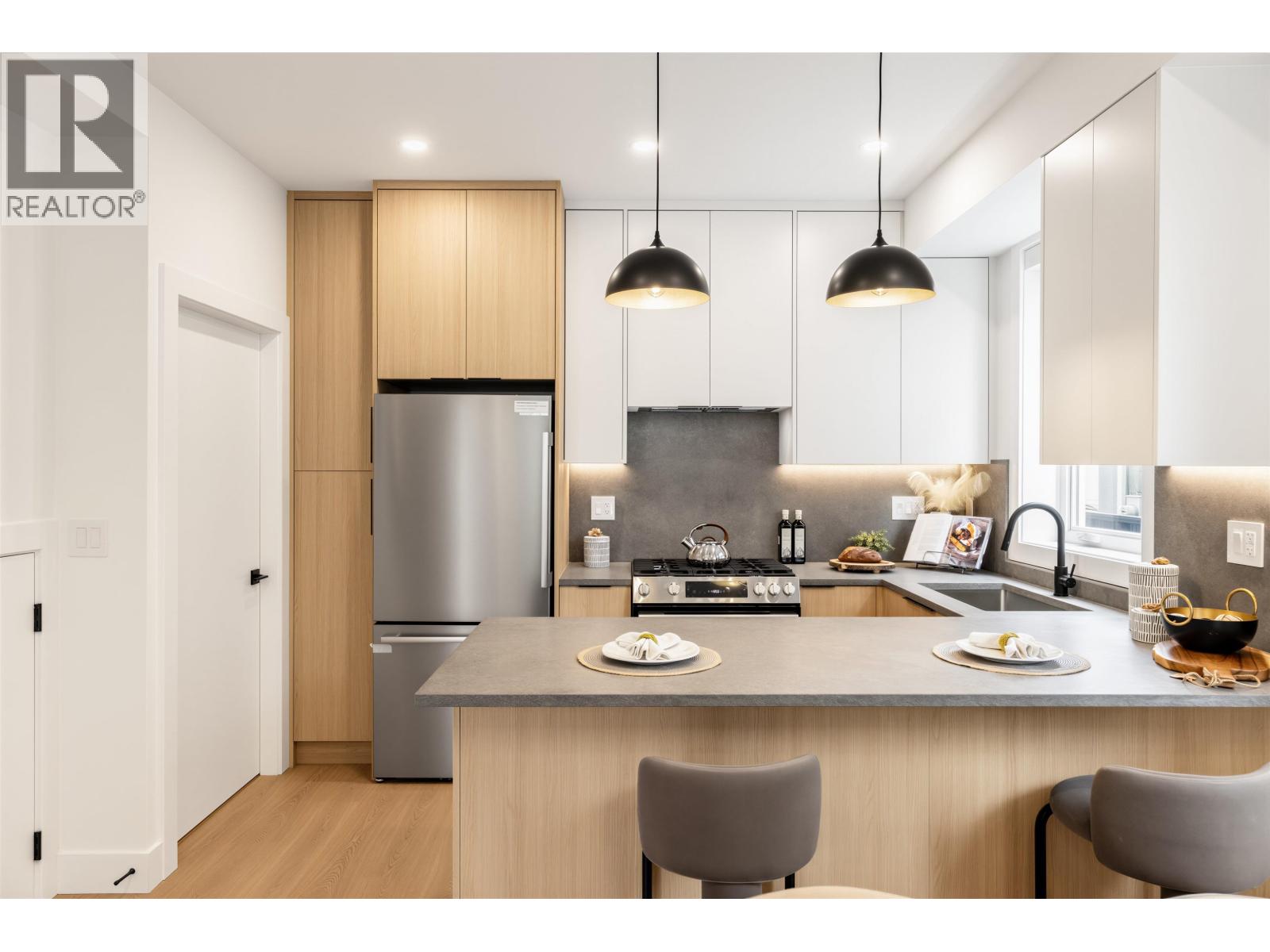 1 3268 E 18 Avenue, Vancouver, British Columbia  V5M 2R7 - Photo 10 - R3170211