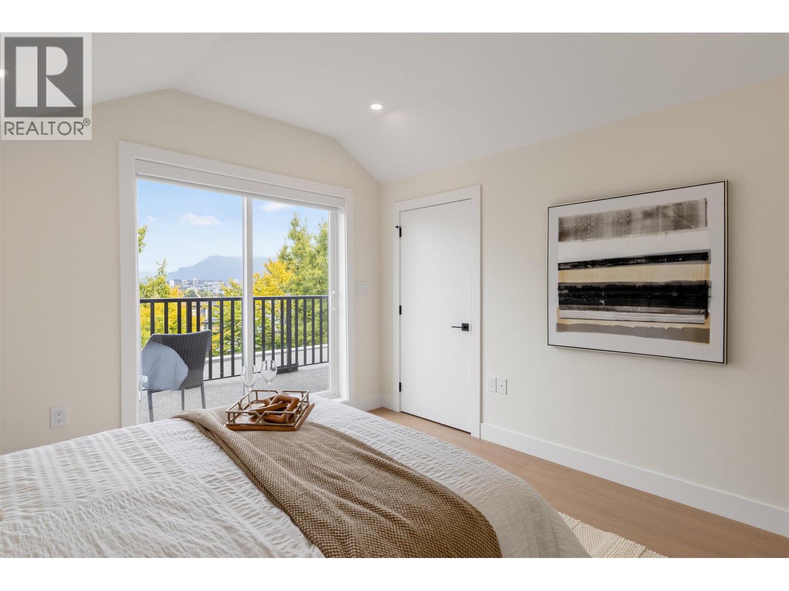 1 3268 E 18 Avenue, Vancouver, British Columbia  V5M 2R7 - Photo 30 - R3170211