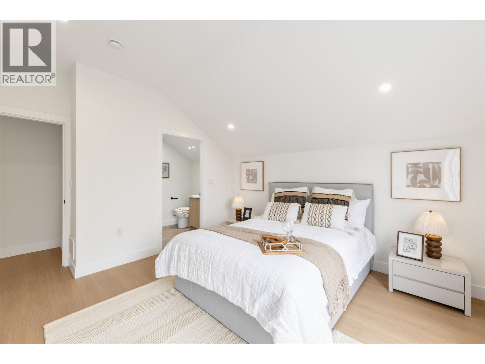 1 3268 E 18 Avenue, Vancouver, British Columbia  V5M 2R7 - Photo 28 - R3170211