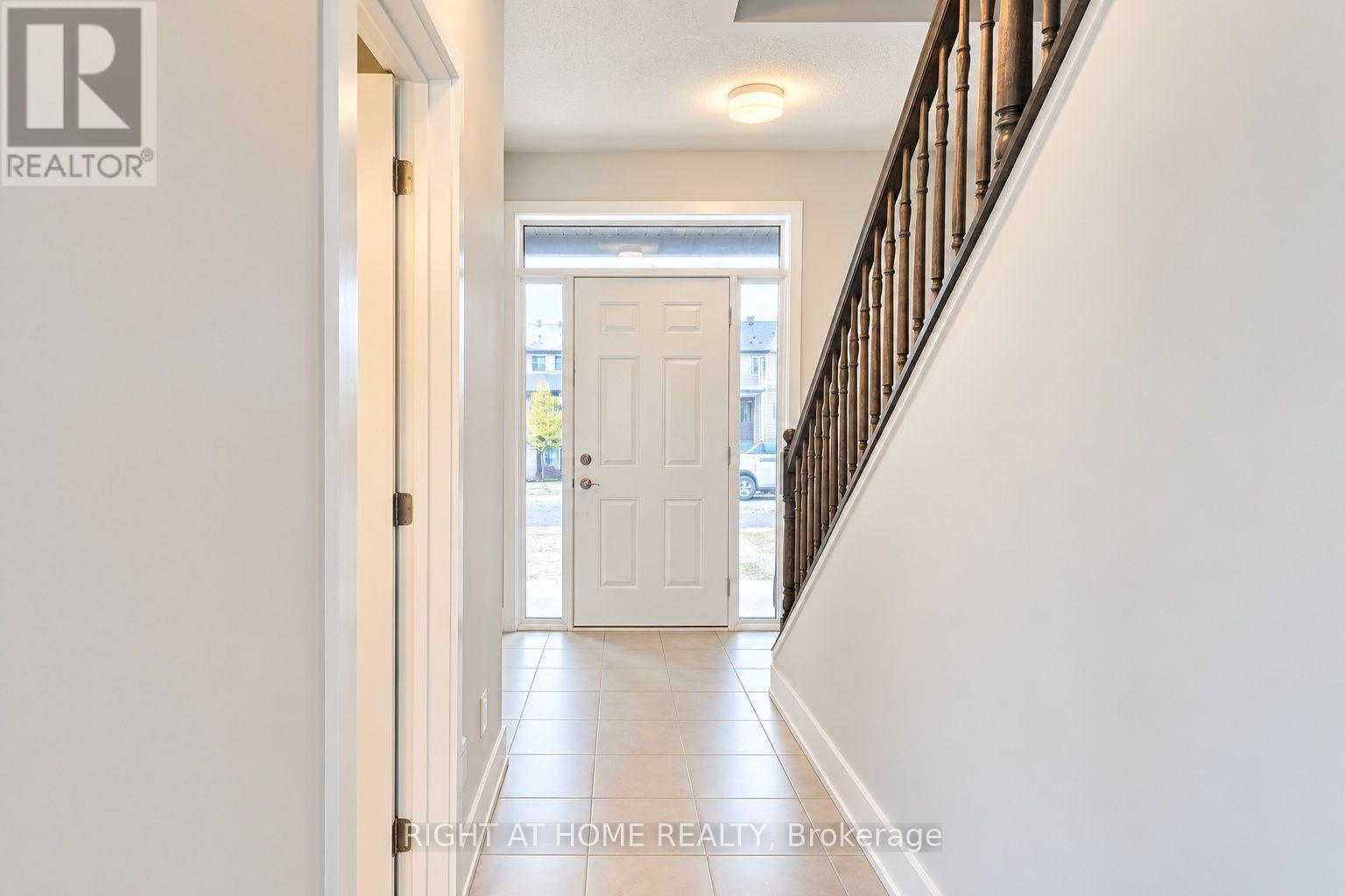 615 Cygnus Street, Ottawa, Ontario  K2J 7A9 - Photo 3 - X13837008