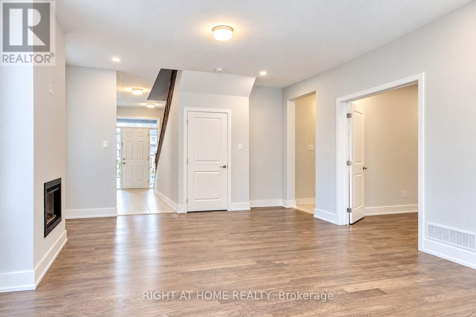 615 Cygnus Street, Ottawa, Ontario  K2J 7A9 - Photo 8 - X13837008