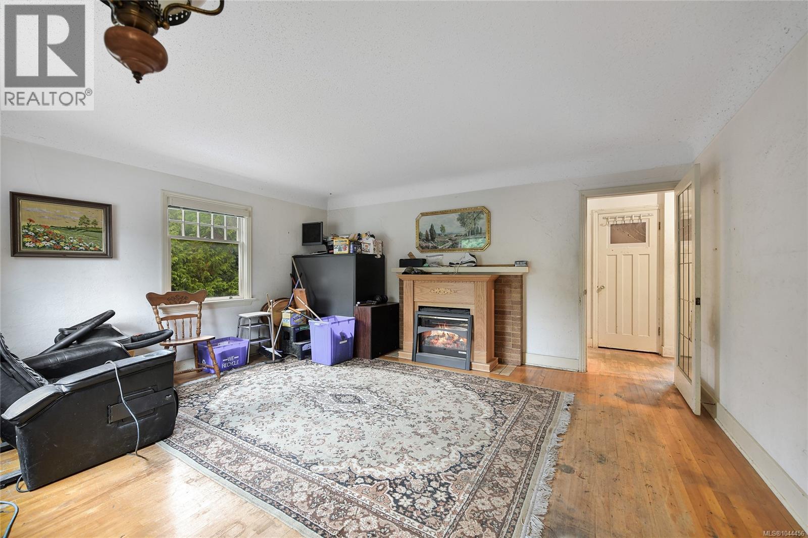 482 Ker Ave