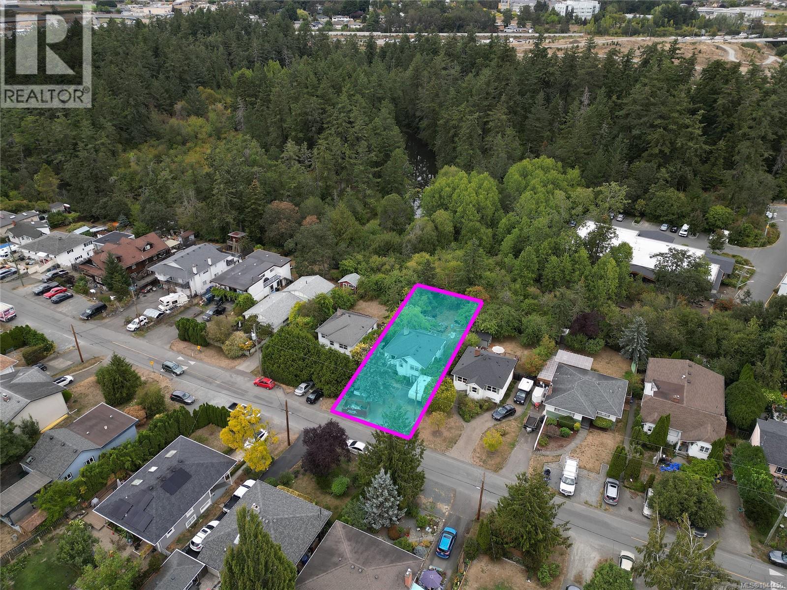 482 Ker Ave