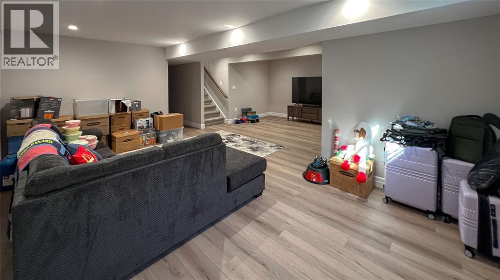 315 Alexandra Avenue Unit# B, Point Edward, Ontario  N7V 1C6 - Photo 18 - 26023675