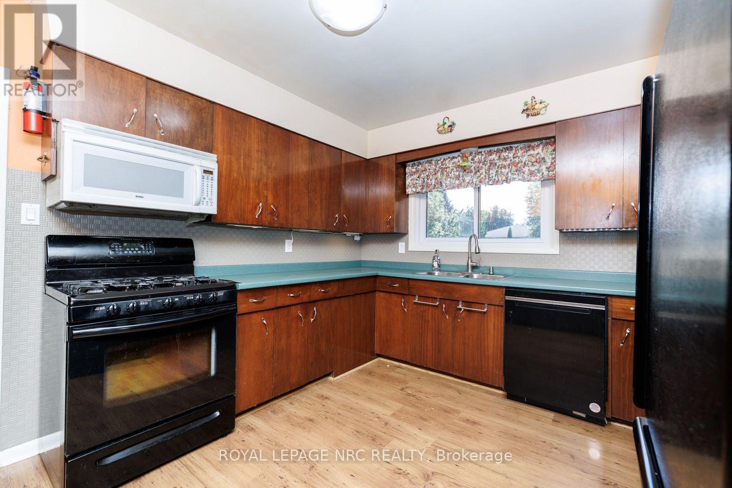 2 Glenbrae Avenue, St. Catharines, Ontario  L2T 1V1 - Photo 19 - X13836940