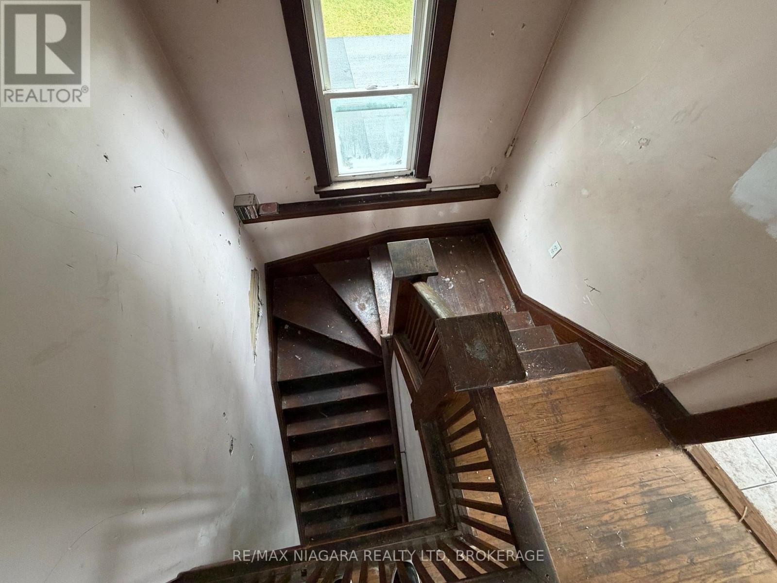 4445 John Street, Niagara Falls, Ontario  L2E 1A4 - Photo 11 - X13836964