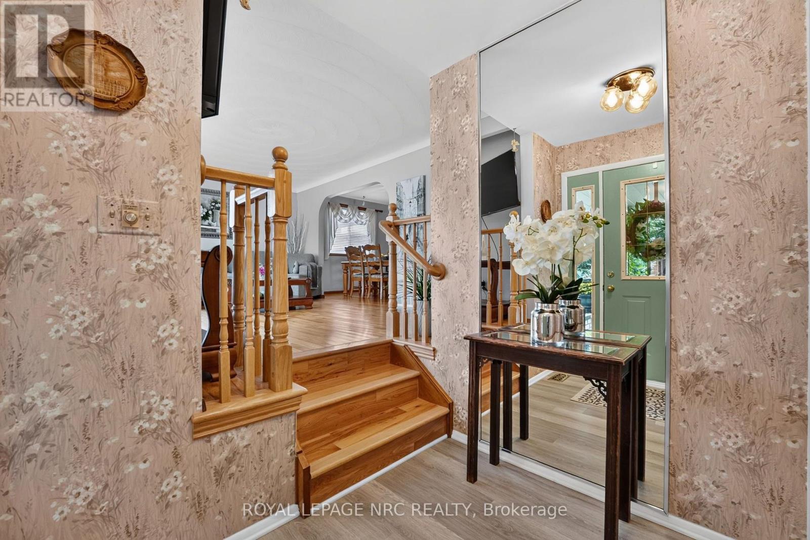 20 Jessica Drive, St. Catharines, Ontario  L2M 6V7 - Photo 5 - X13837036
