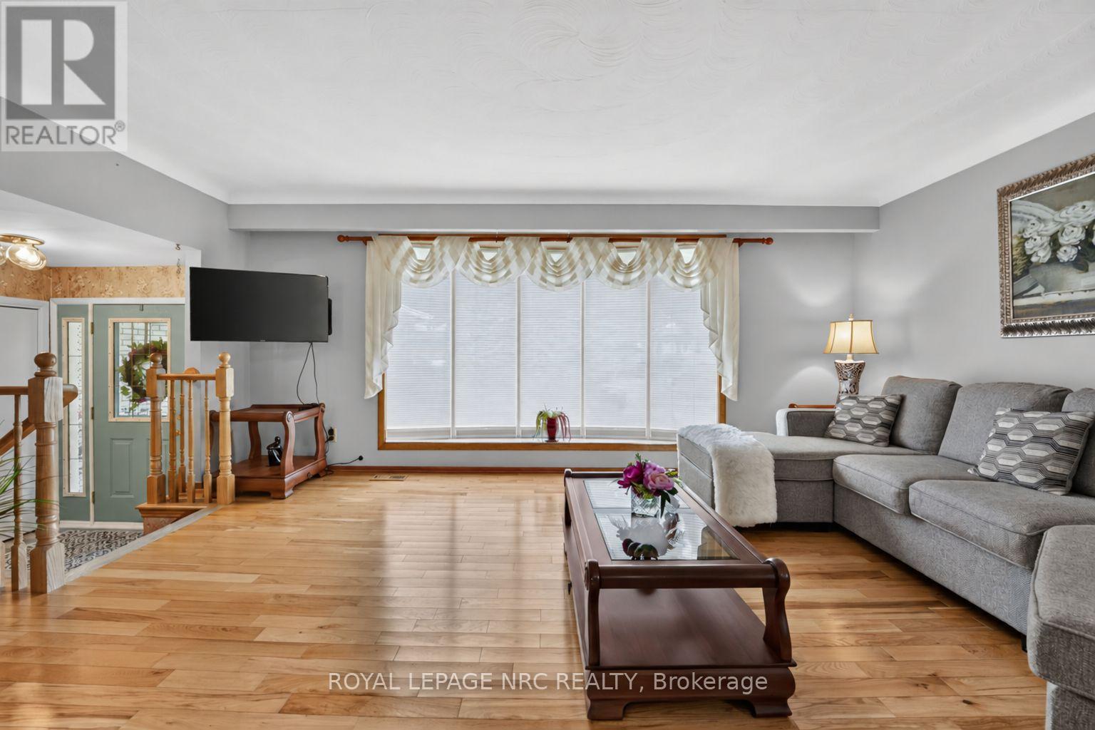 20 Jessica Drive, St. Catharines, Ontario  L2M 6V7 - Photo 6 - X13837036