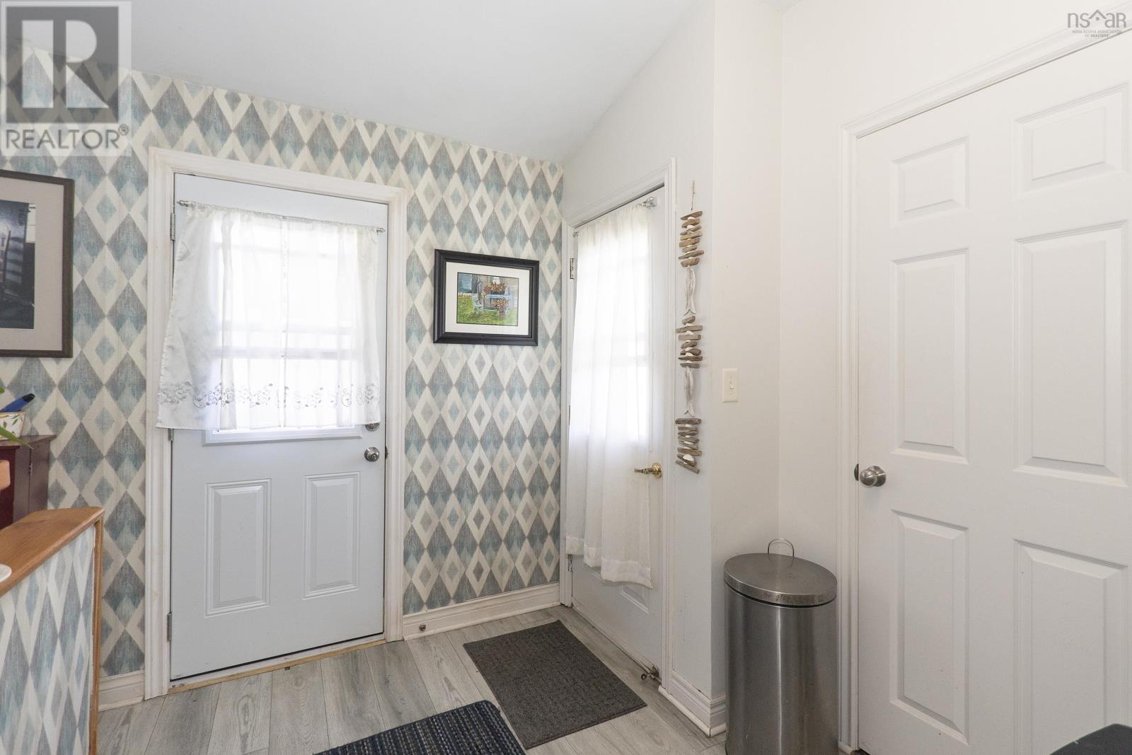 84 South Albion Street, Amherst, Nova Scotia  B4H 2W9 - Photo 17 - 202624568