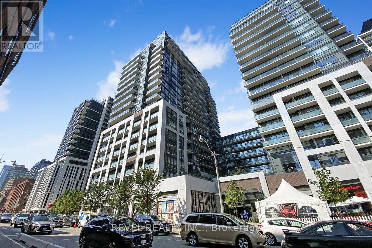 726 - 460 Adelaide Street E, Toronto, Ontario  M5A 0E7 - Photo 1 - C13836872