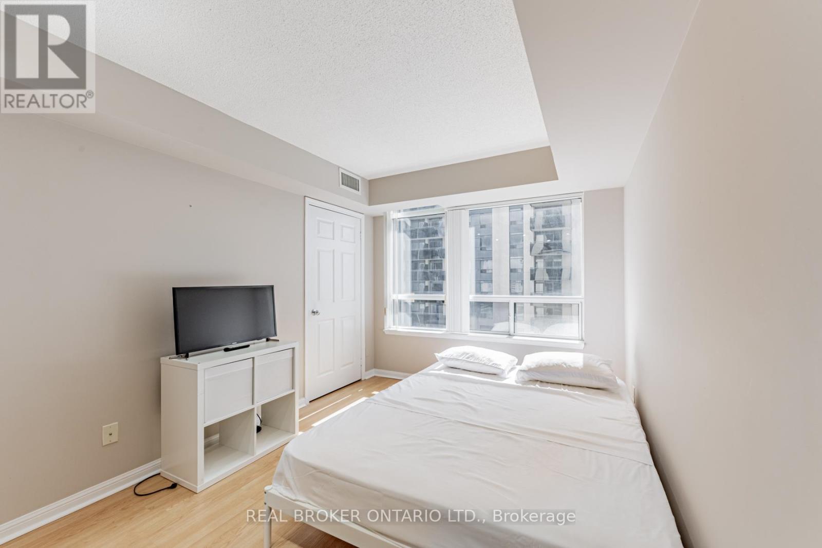 2011 - 153 Beecroft Road, Toronto, Ontario  M2N 7C5 - Photo 15 - C13837050