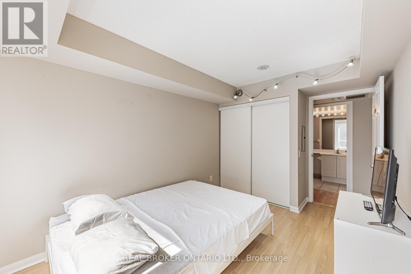 2011 - 153 Beecroft Road, Toronto, Ontario  M2N 7C5 - Photo 16 - C13837050