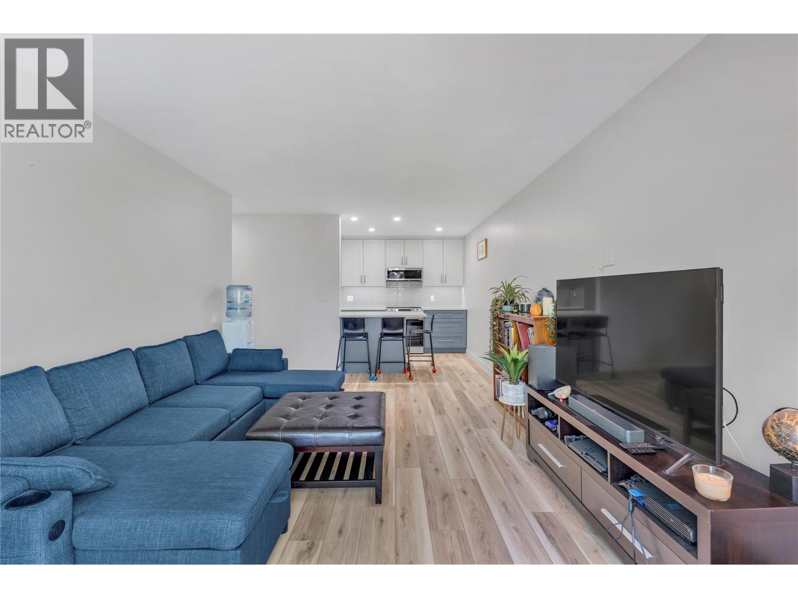 922 DYNES Avenue Unit# 309, Penticton, British Columbia