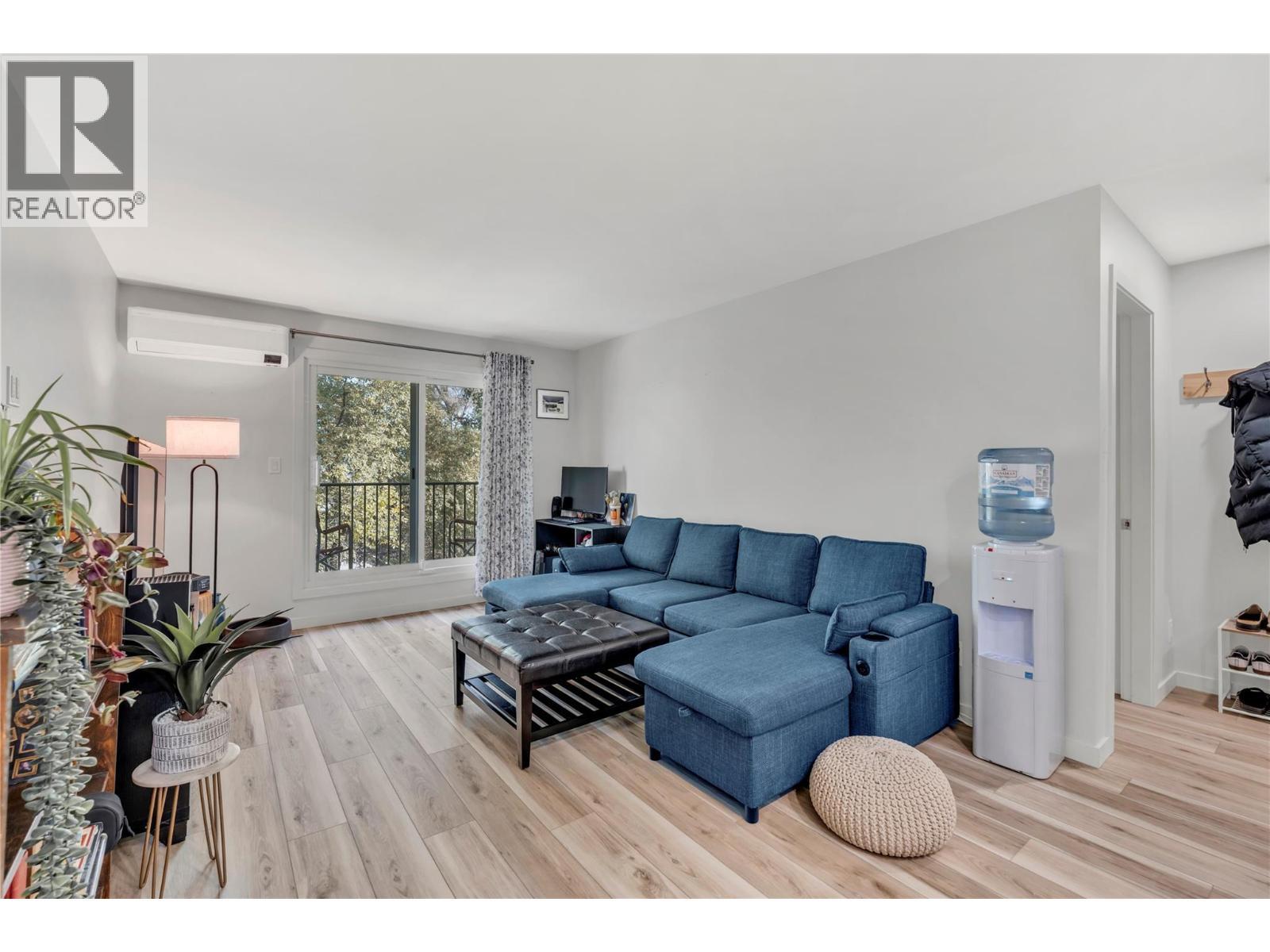 922 Dynes Avenue Unit# 309, Penticton, British Columbia  V2A 1E8 - Photo 2 - 10401396