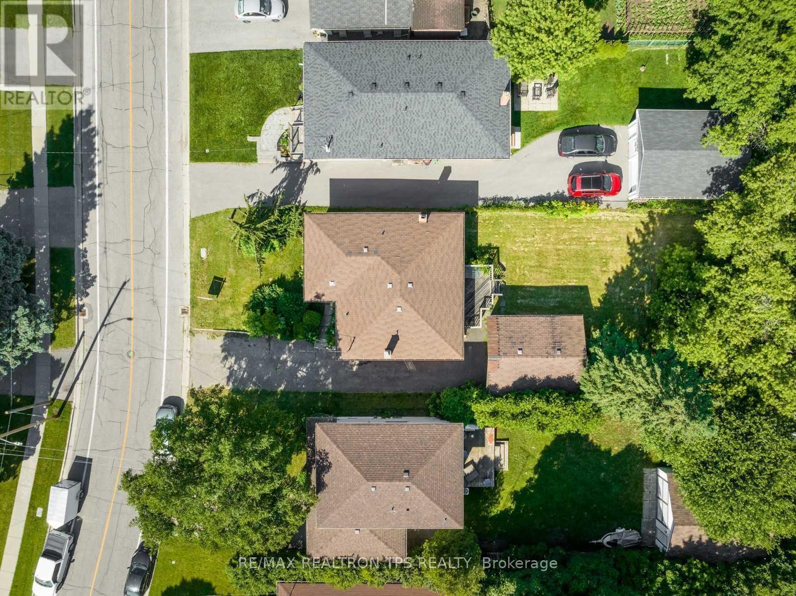 634 Athol Street E, Oshawa, Ontario  L1H 1M3 - Photo 18 - E13836994