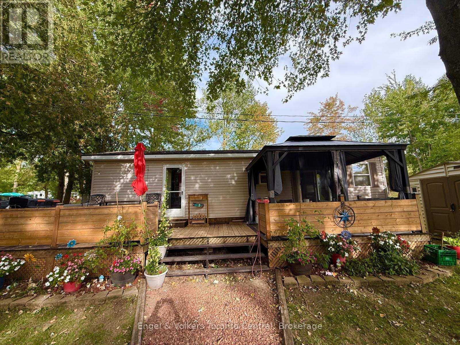P 6 - 7489 Sideroad 5 E, Wellington North, Ontario N0G 2L0 - Photo 2 - X13836956