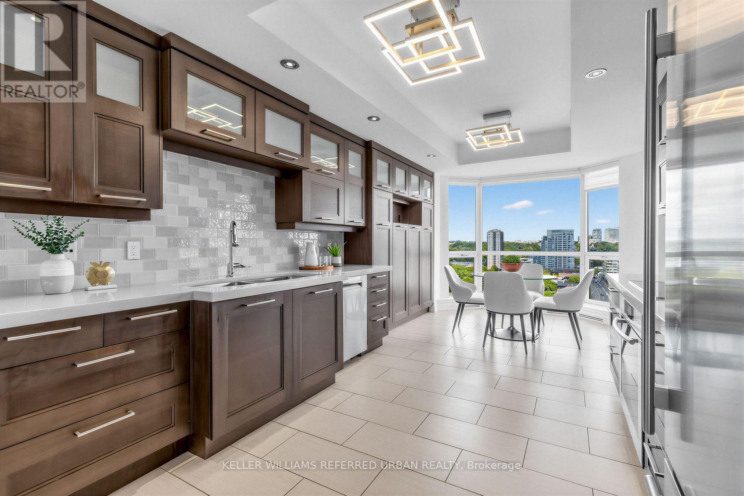 1802 - 38 Avenue Road, Toronto, Ontario  M5R 2G2 - Photo 8 - C13730632