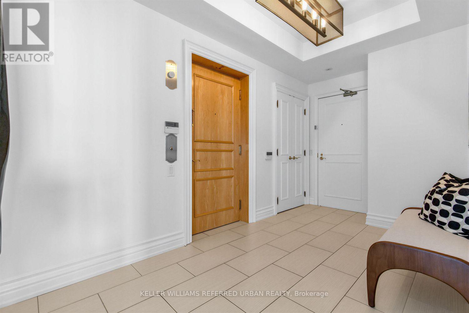 1802 - 38 Avenue Road, Toronto, Ontario  M5R 2G2 - Photo 4 - C13730632