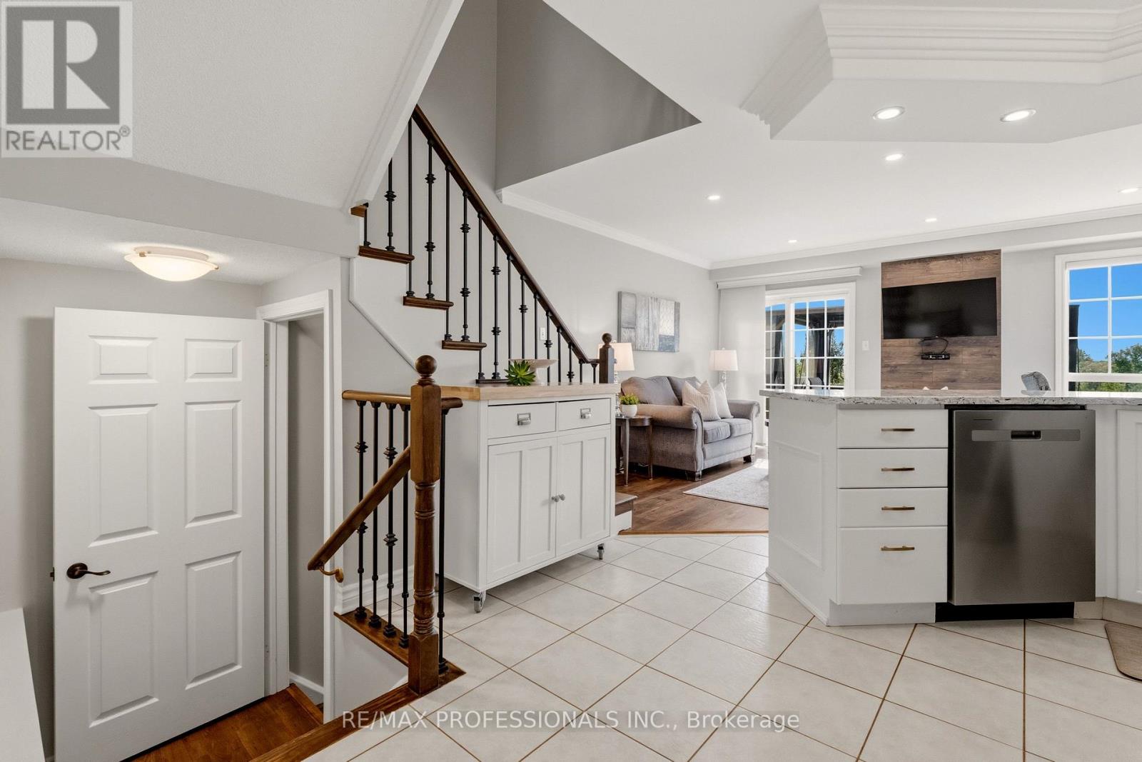 40 Dominion Gardens Drive, Halton Hills, Ontario  L7G 6B2 - Photo 21 - W13770330