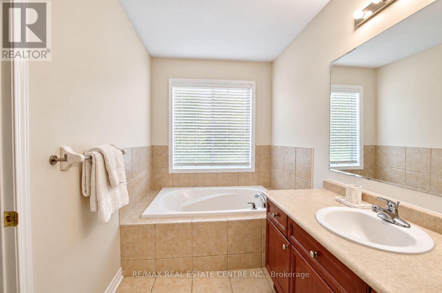 3 Chudleigh Avenue, Brampton, Ontario  L6X 0N1 - Photo 19 - W13835660