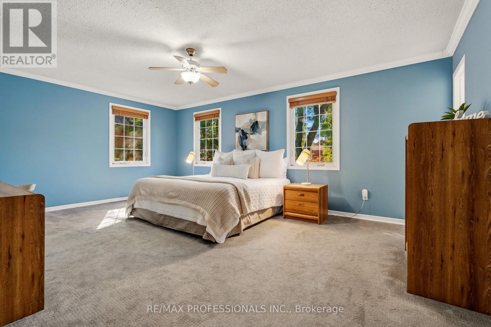 6888 Barrisdale Drive, Mississauga, Ontario  L5N 2H4 - Photo 25 - W13822118
