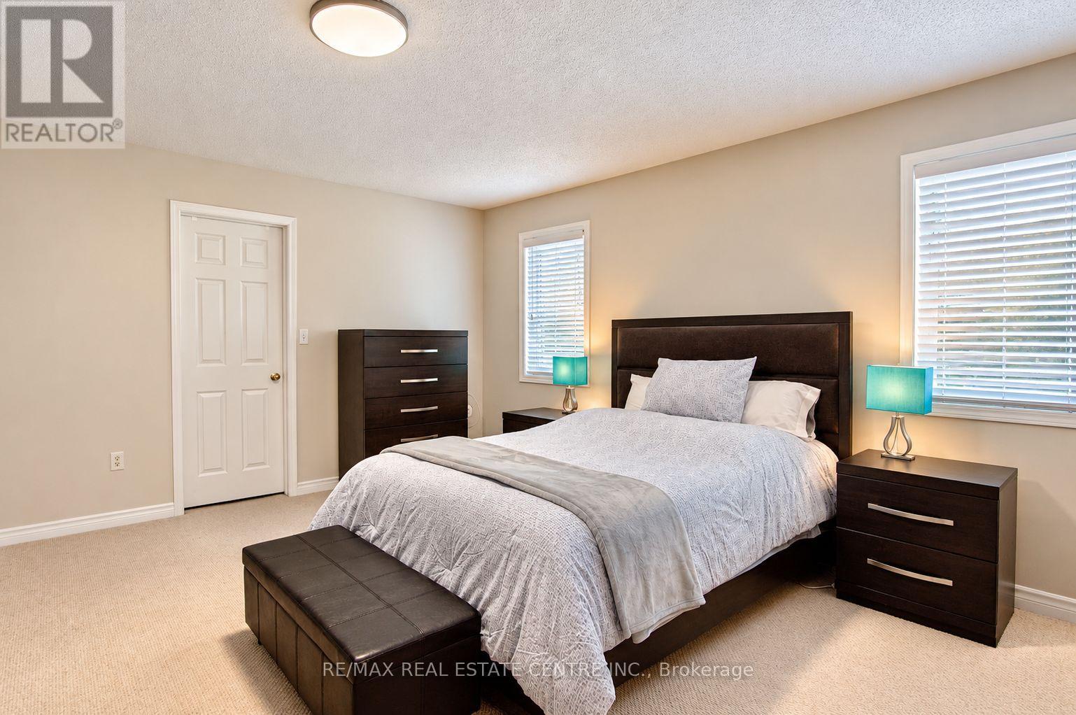 3 Chudleigh Avenue, Brampton, Ontario  L6X 0N1 - Photo 5 - W13835660