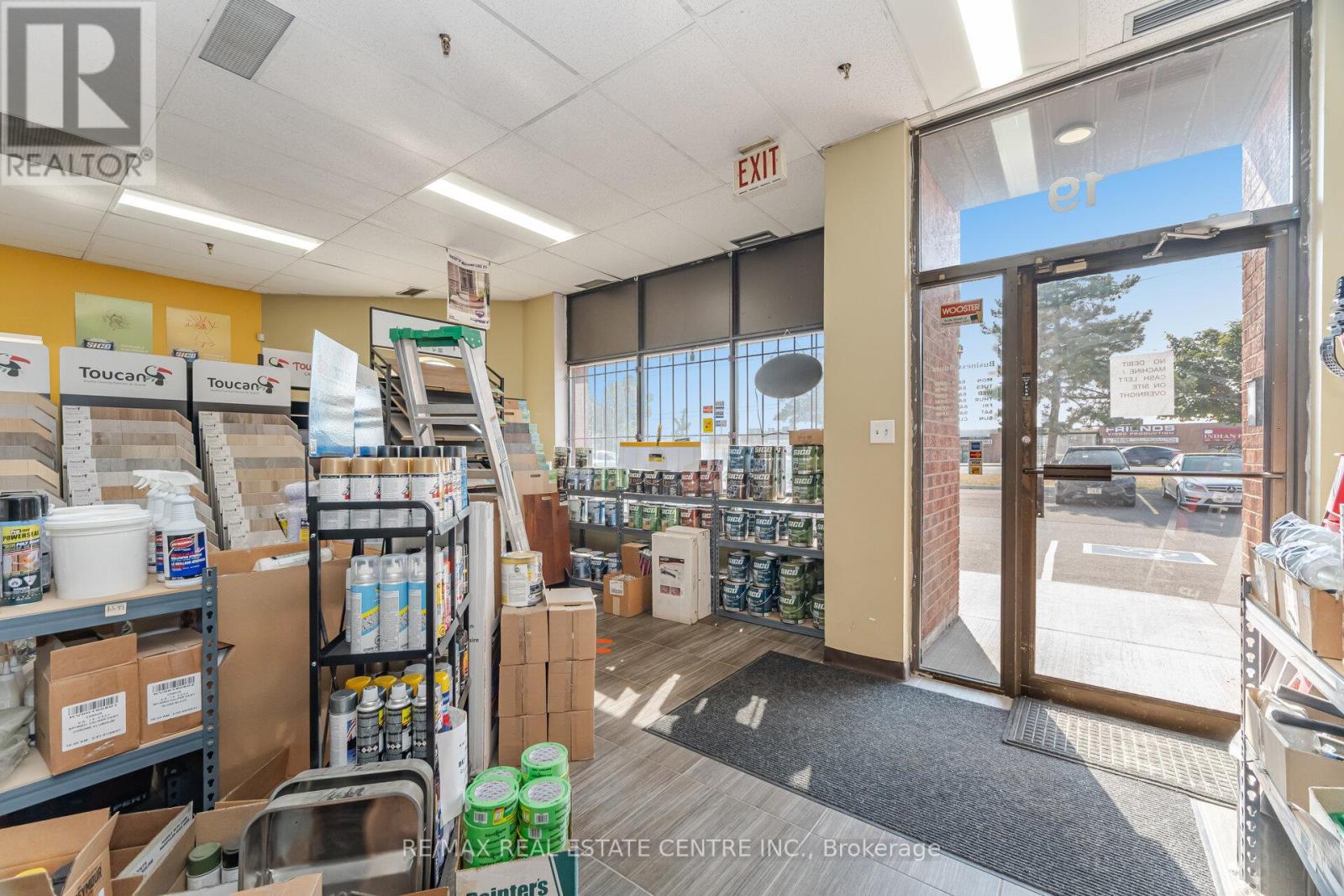 19 ( Front Portion) - 2074 Steeles Avenue E, Brampton, Ontario  L6T 5A5 - Photo 3 - W13836850