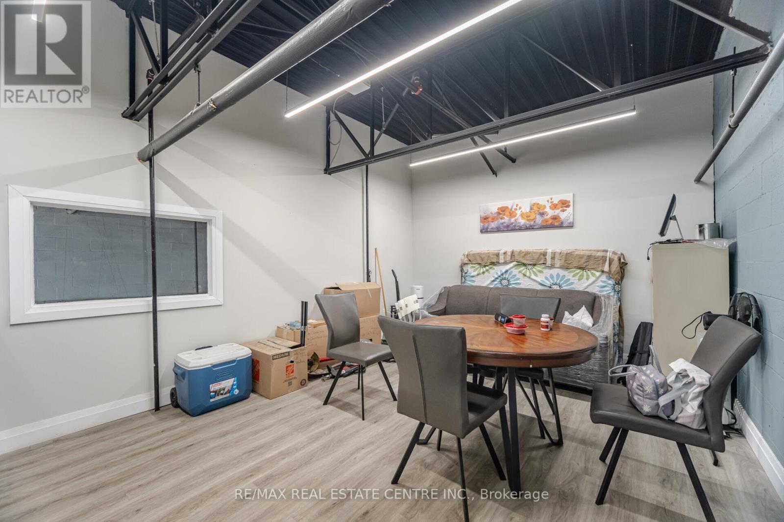 19 ( Back Warehouse) - 2074 Steeles Avenue E, Brampton, Ontario  L6T 5A5 - Photo 5 - W13837042