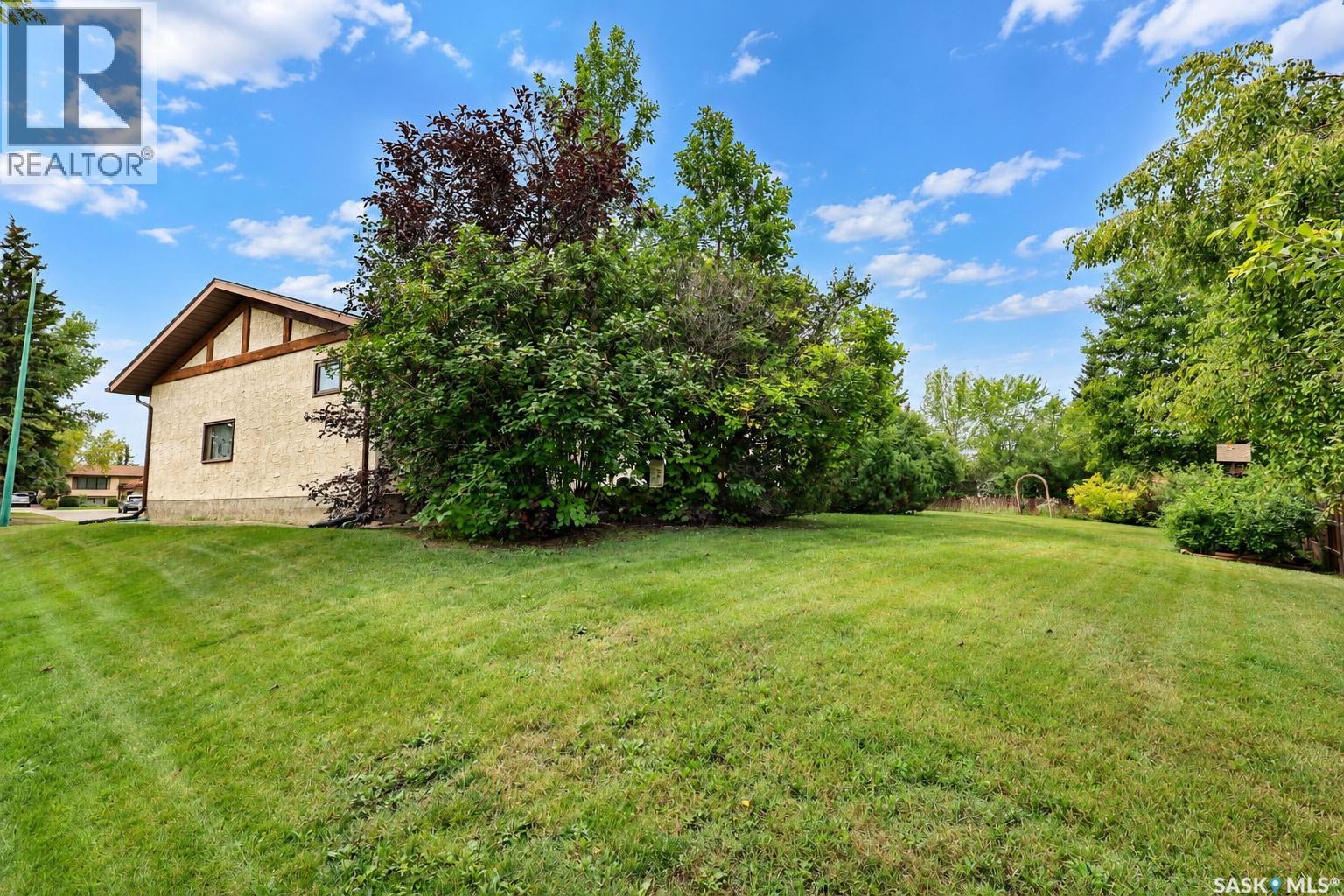 830 Chester Place, Prince Albert, Saskatchewan  S6V 6Y8 - Photo 50 - SK049785