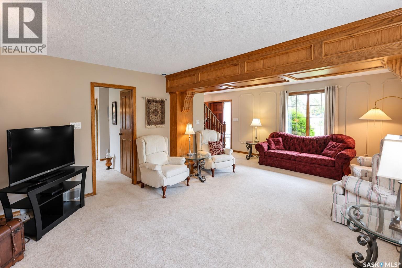 830 Chester Place, Prince Albert, Saskatchewan  S6V 6Y8 - Photo 8 - SK049785
