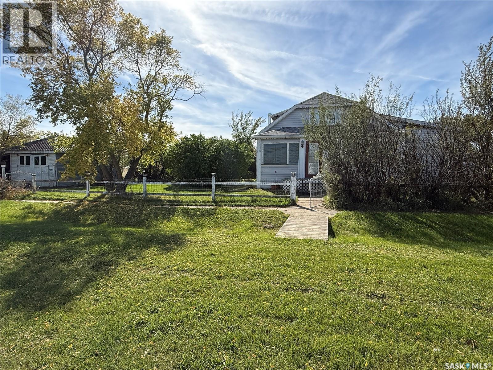 7 1st Avenue, Elmsthorpe Rm No. 100, Saskatchewan  S0H 4A0 - Photo 3 - SK049534
